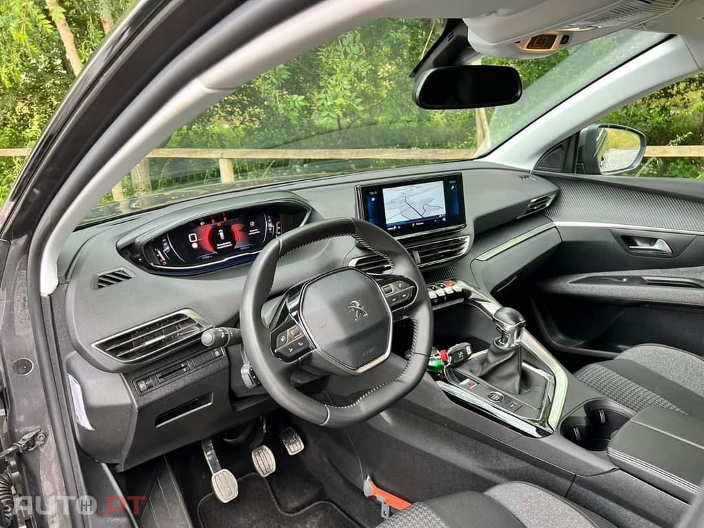 Peugeot 5008 1.2 PureTech Active Pack