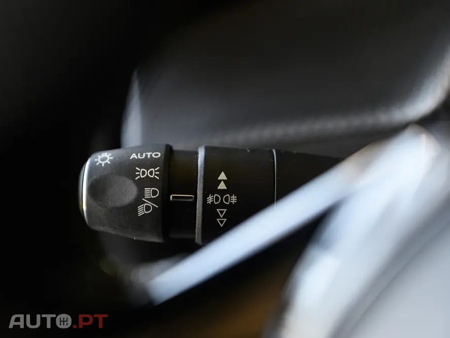 Peugeot E-2008 50 kWh GT Pack