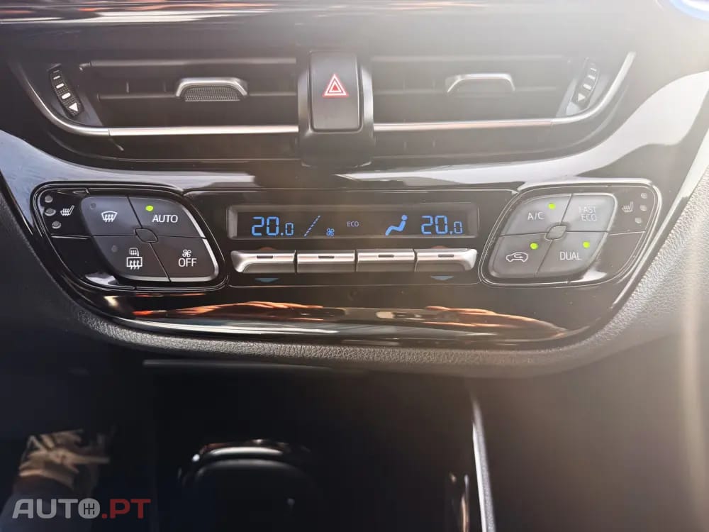 Toyota C-HR 1.8 Hybrid Exclusive