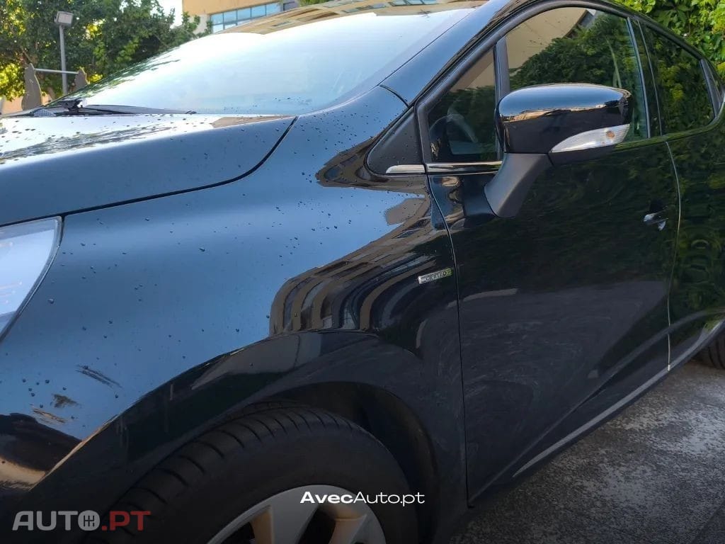Renault Clio (Energy) TCe 90 Start & Stop LIMITED