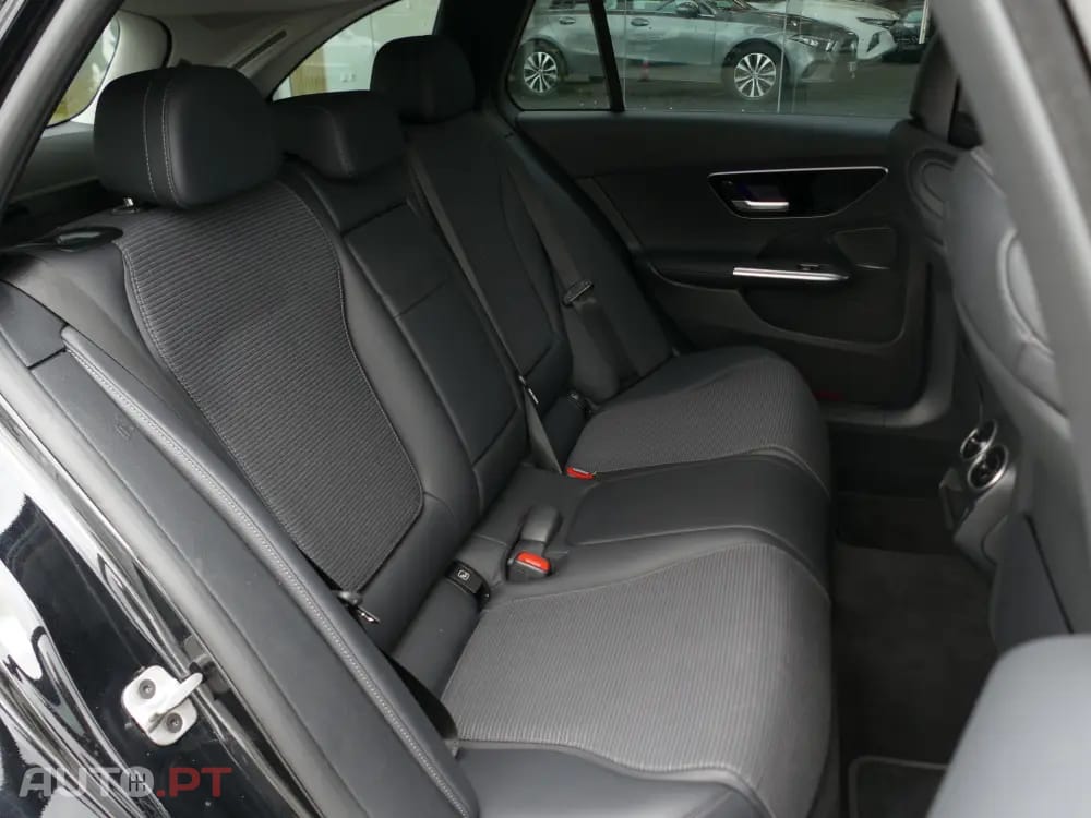 Mercedes-Benz C 300 e Avantgarde