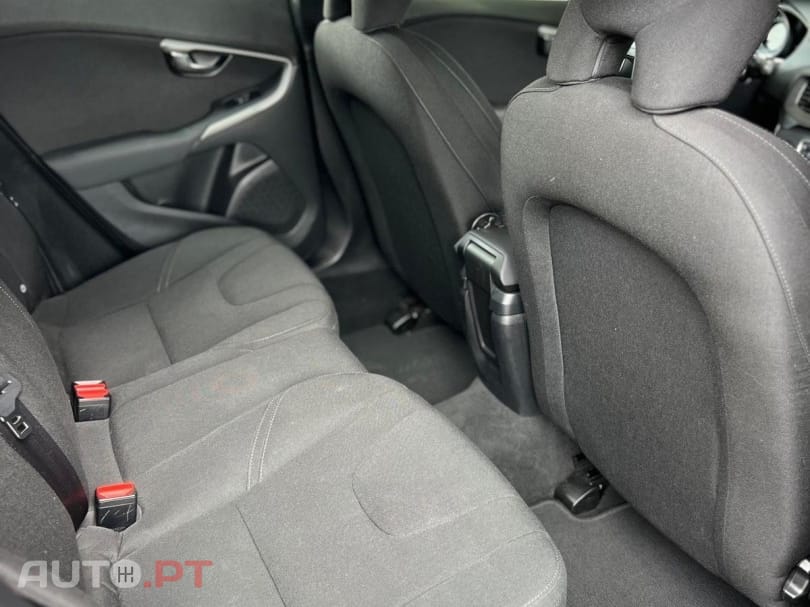 Volvo V40 2.0 D3 Kinetic