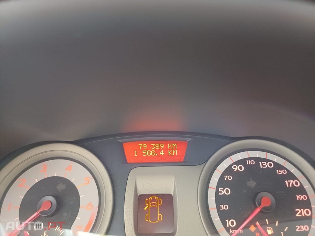 Renault Clio 1.2 16V Confort Privilège