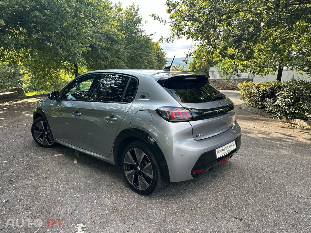 Peugeot E-208 50 kWh GT Line