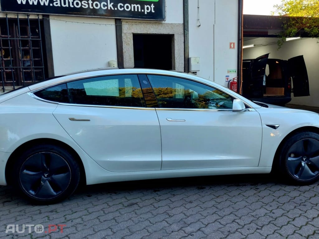 Tesla Model 3 AWD LONG RANGE DUAL MOTOR