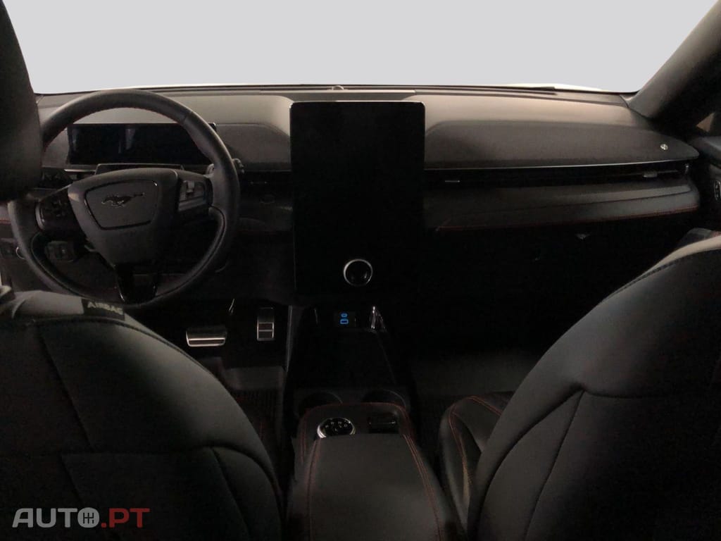 Ford Mustang Mach-E I.V.A DEDUTIVEL Premium