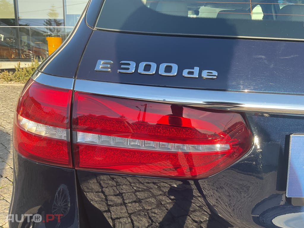 Mercedes-Benz E 300 de Avantgarde