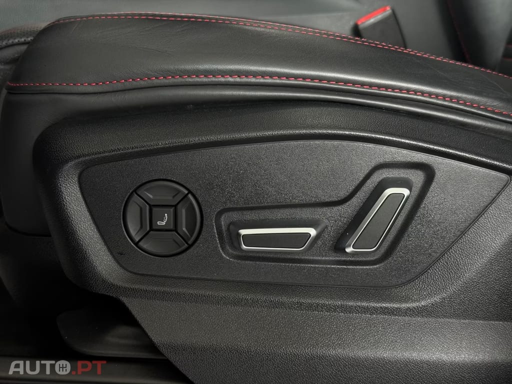 Audi RSQ8 4.0 TFSi quattro Matrix