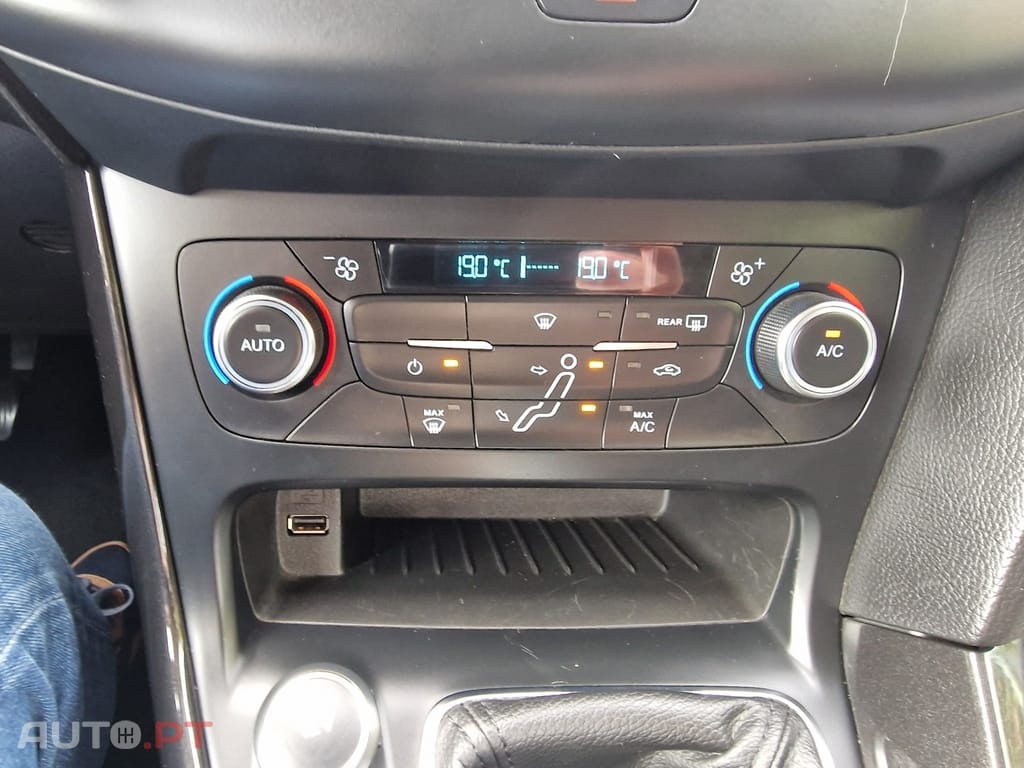 Ford Focus SW 1.0 EcoBoost Business