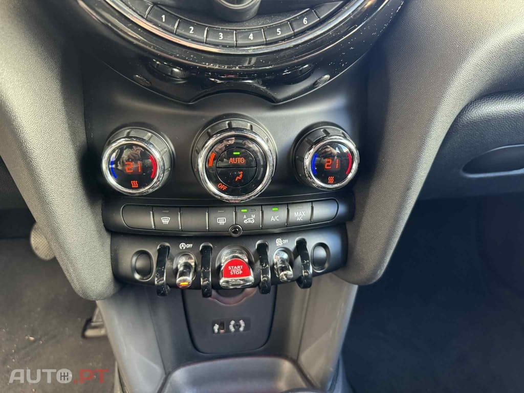 MINI Cooper Cooper D