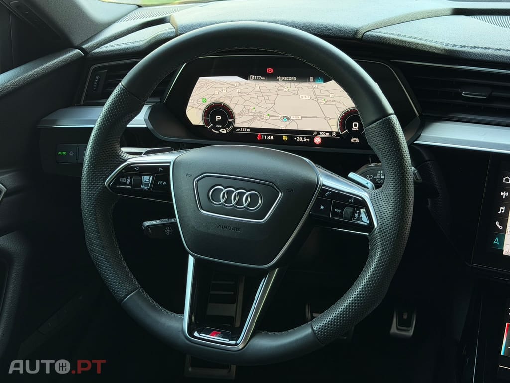 Audi Q8 E-Tron 50 quattro S line