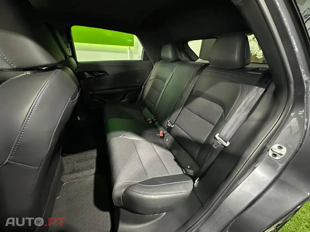 MG MG4 64 kWh Luxury