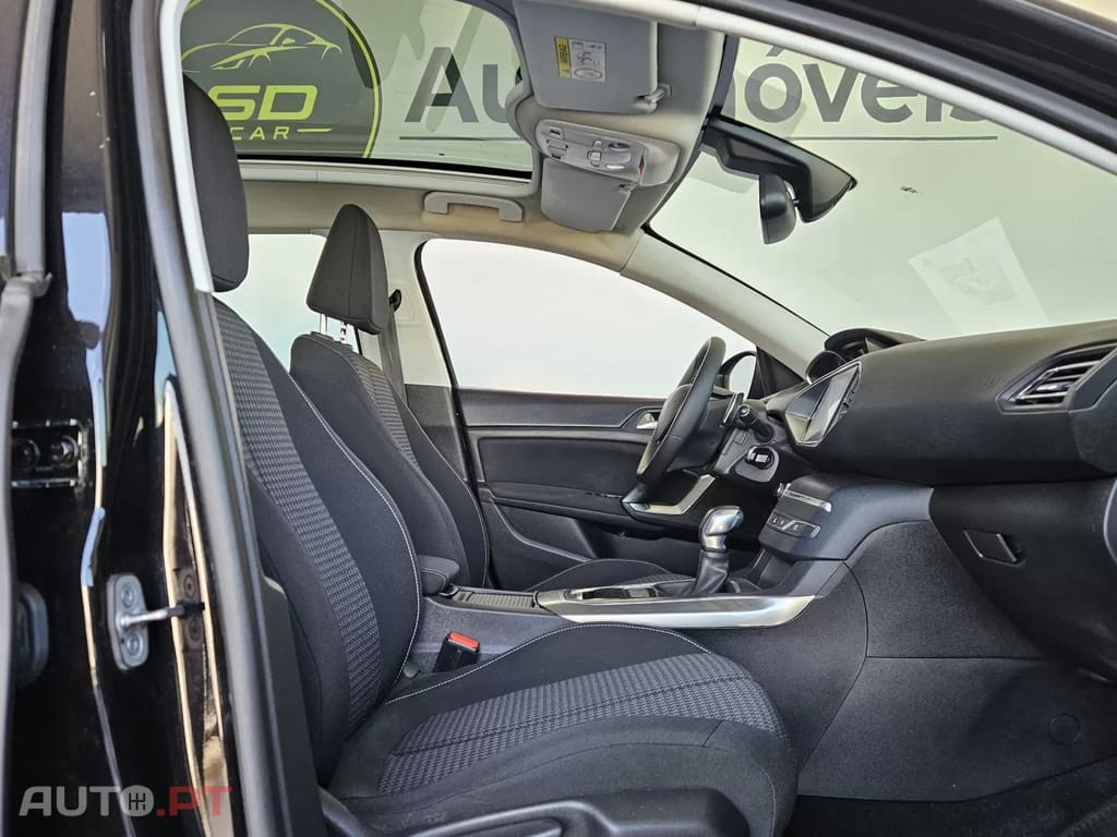 Peugeot 308 SW BlueHDi 130 EAT8 Business