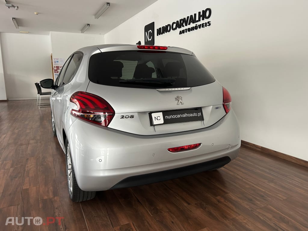 Peugeot 208 1.2 PureTech Style