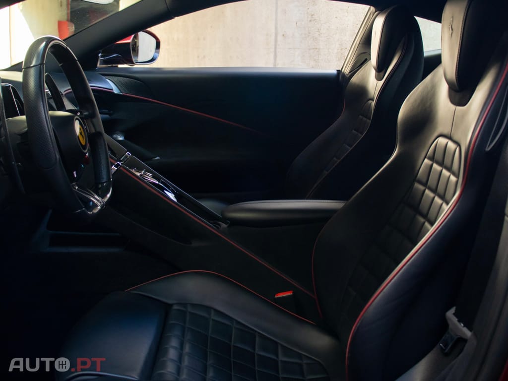 Ferrari Roma 3.9 Twin-Turbo V8
