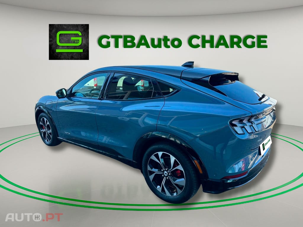 Ford Mustang Mach-E I.V.A DEDUTIVEL AWD Standard Range