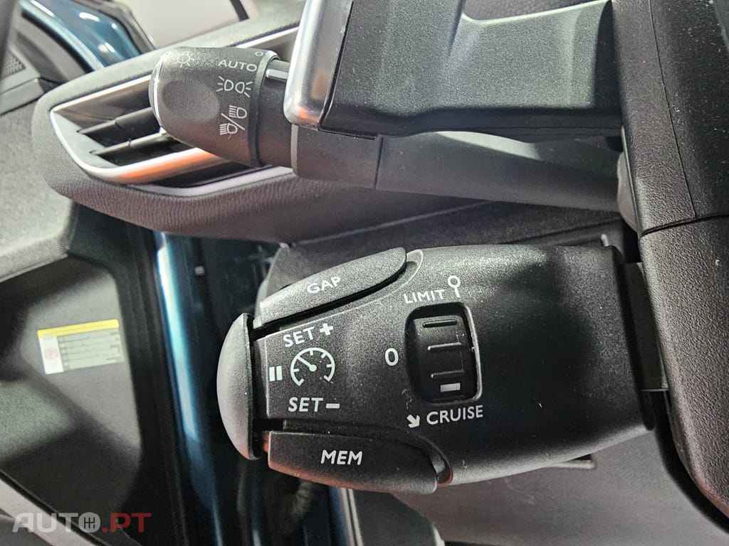 Peugeot 5008 1.5 BlueHDi Allure EAT8