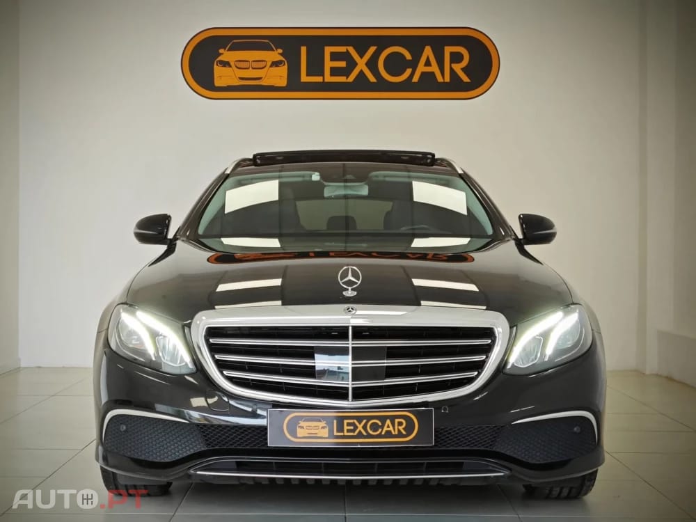 Mercedes-Benz E 220 Exclusive — fotografia 4