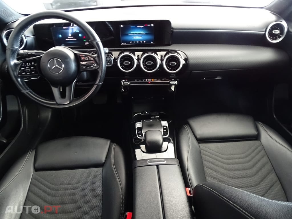 Mercedes-Benz A 180 d Style Aut. — fotografia 7