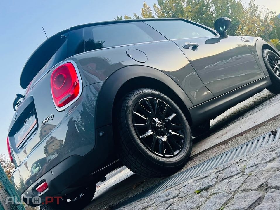 MINI Cooper One D Metropolitan