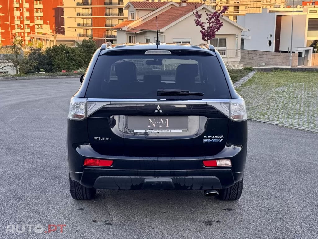 Mitsubishi Outlander 2.0 4WD