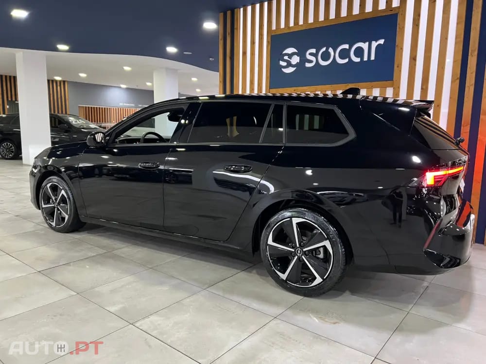 Opel Astra Sports Tourer 1.2 T Hybrid GS eDCT