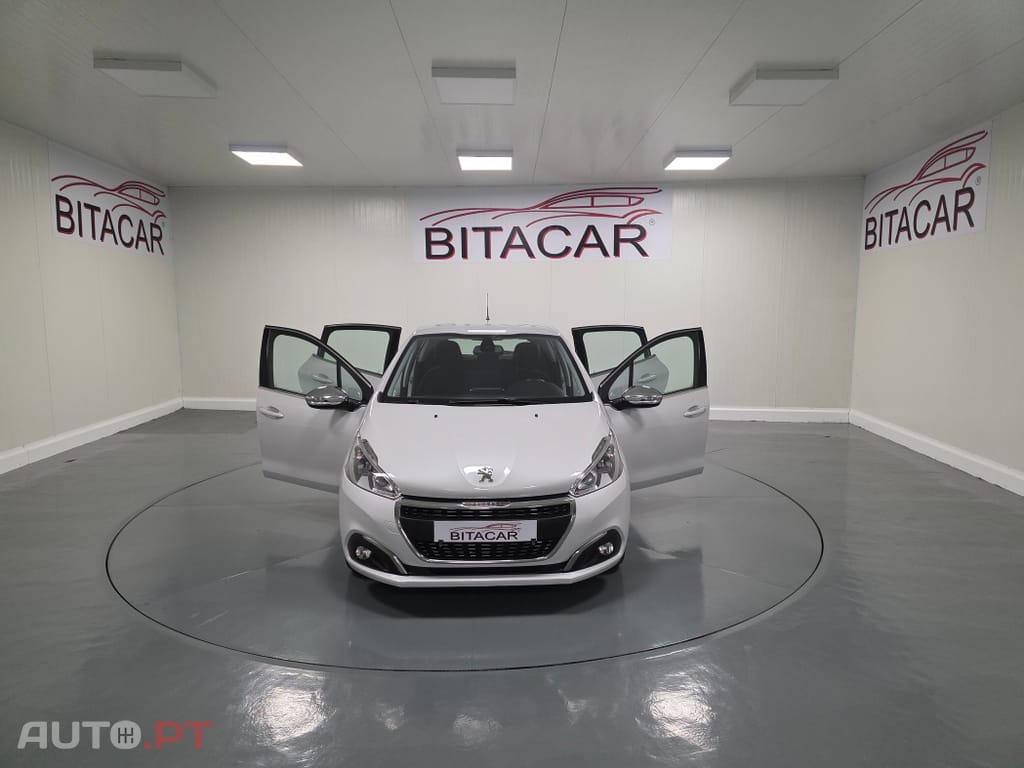 Peugeot 208 1.6 BlueHDi Allure