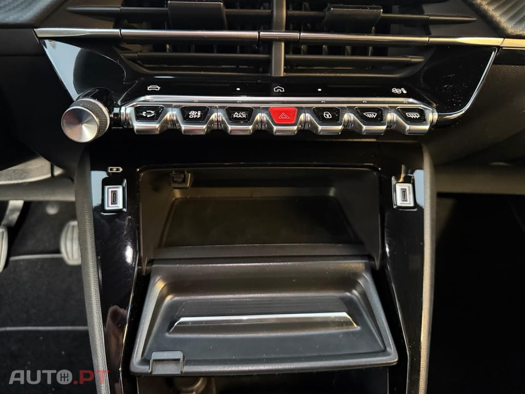 Peugeot 2008 1.2 PureTech Allure