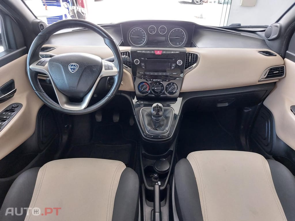 Lancia Ypsilon 1.2 S&S Fashion