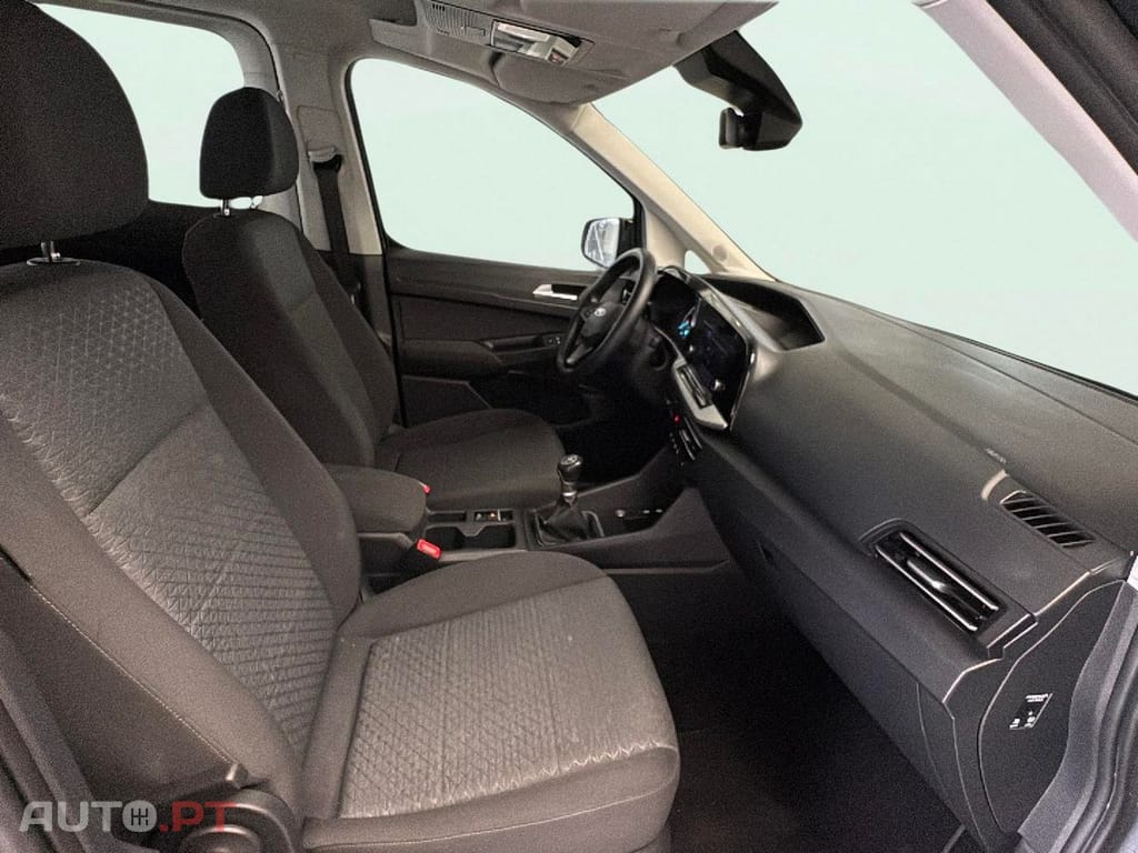 Ford Tourneo Grand Connect 1.5 EcoBoost Titanium
