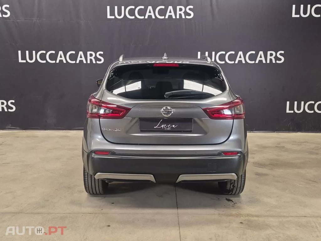 Nissan Qashqai 1.3 DIG-T N-Connecta LED+SKY