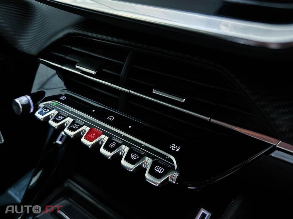 Peugeot 208 1.2 Hybrid Allure e-DCS6
