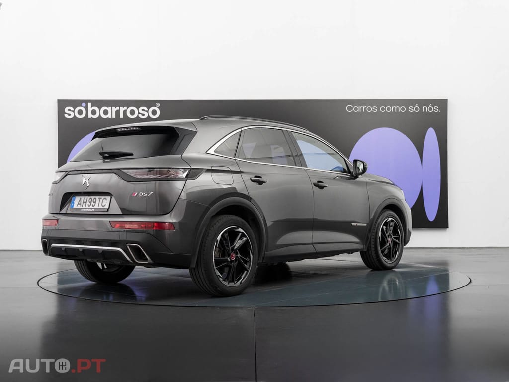 DS DS7 Crossback E-Tense Performance Line EAT8