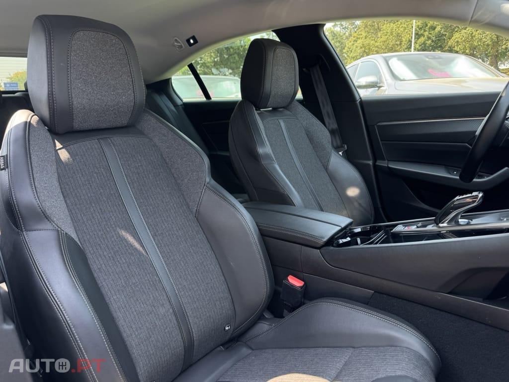 Peugeot 508 1.6 Hybrid Allure Pack e-EAT8