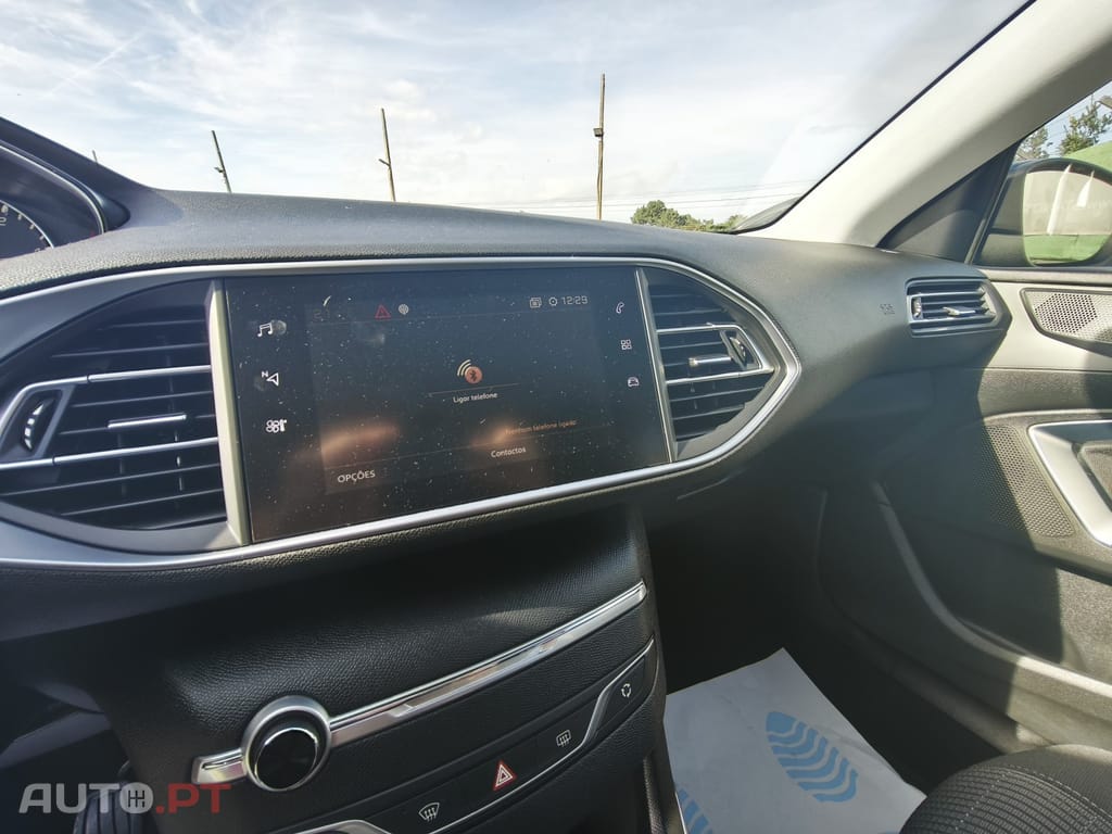 Peugeot 308 1.5 BlueHDi Allure