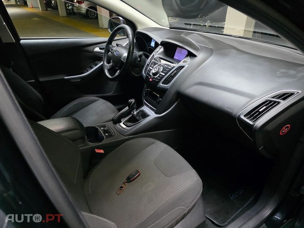 Ford Focus SW 1.6 TDCi DPF Titanium