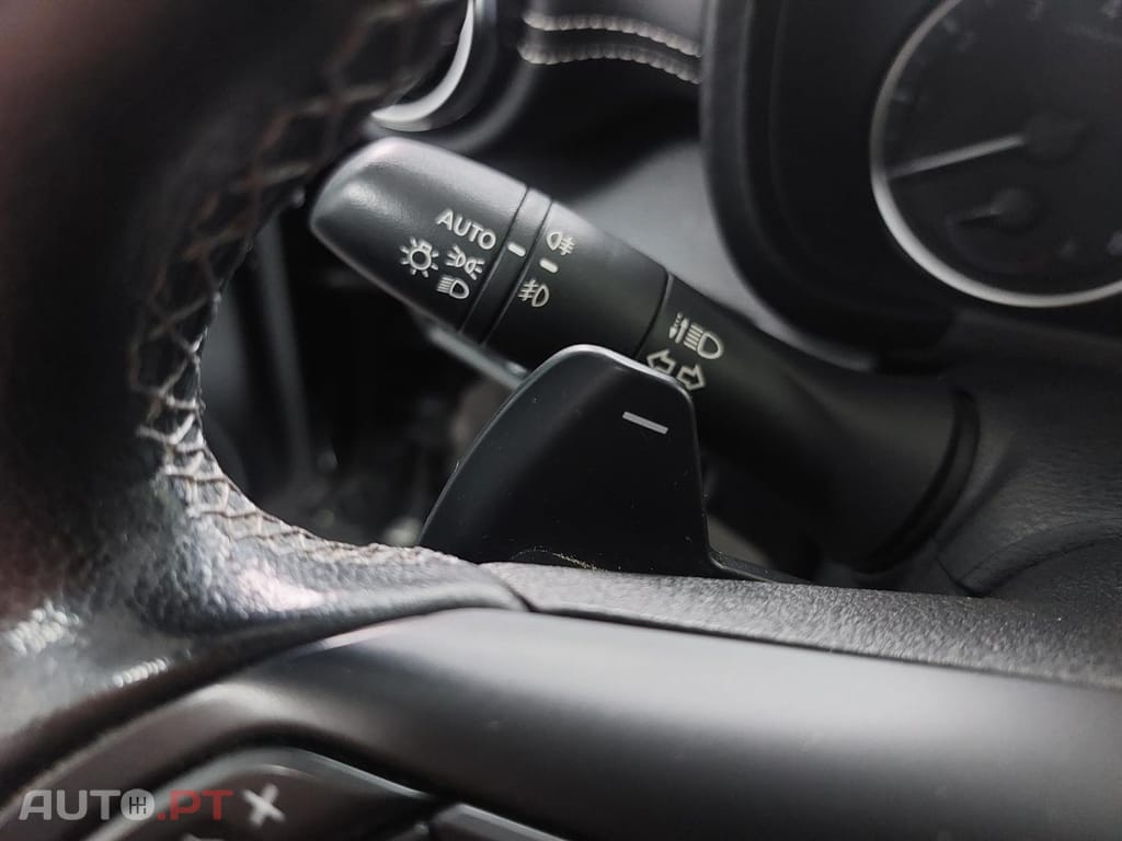 Nissan Juke 1.0 DIG-T N-Connecta DCT