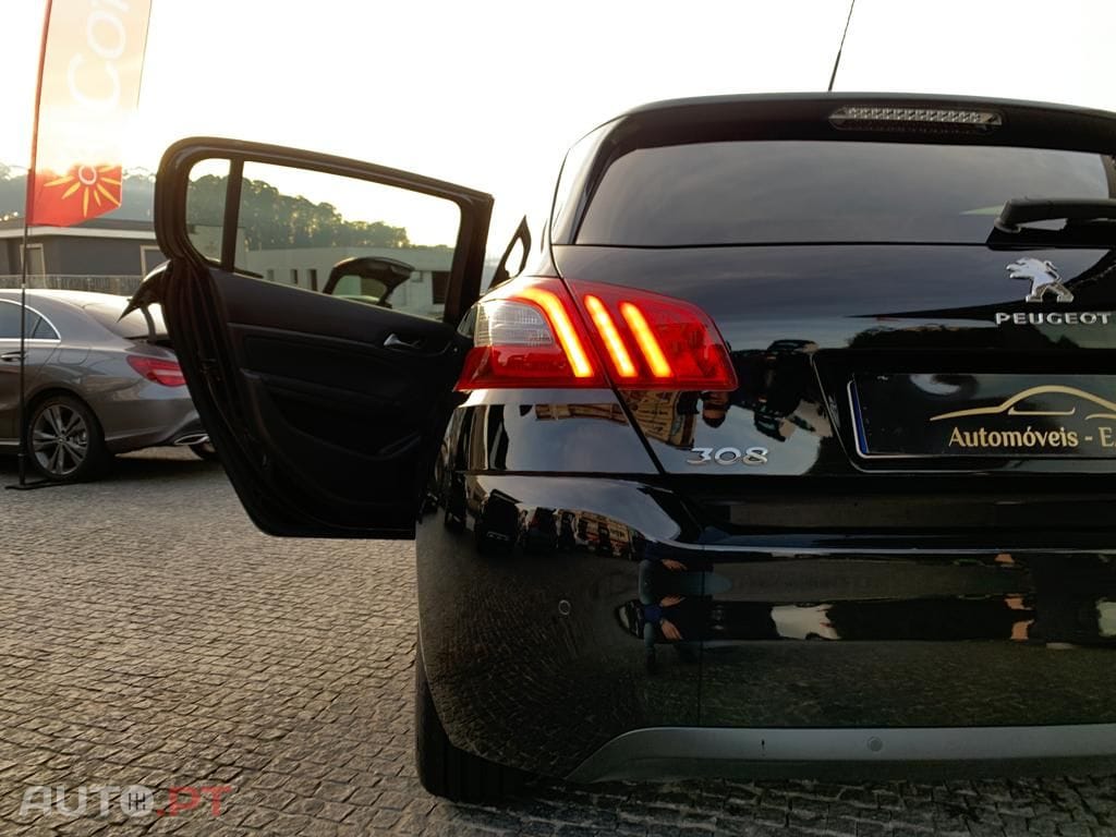 Peugeot 308 1.5 BlueHDi Style