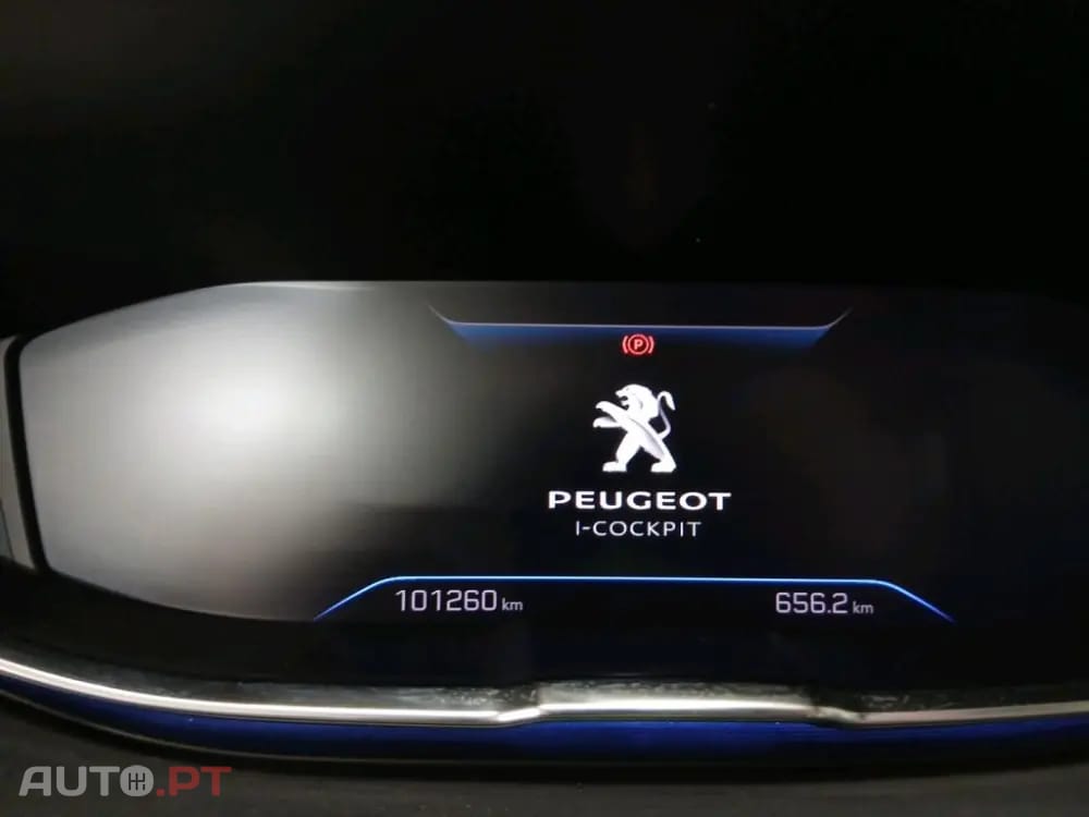 Peugeot 5008 1.5 BlueHDi Allure EAT8