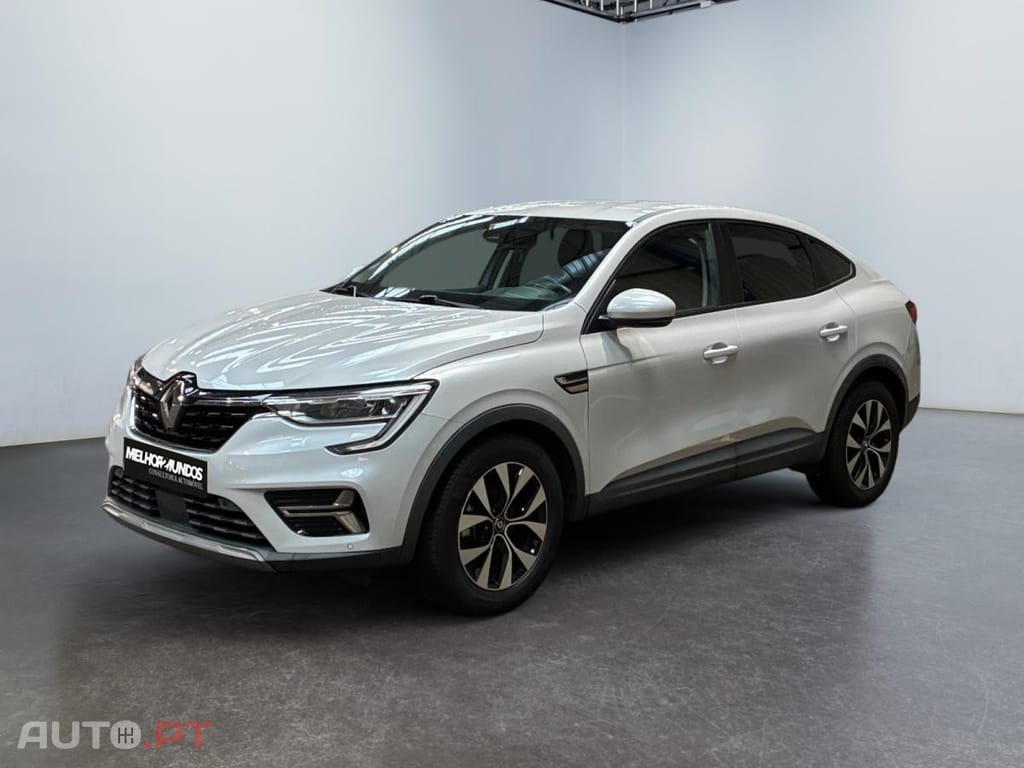 Renault Arkana E-Tech Business