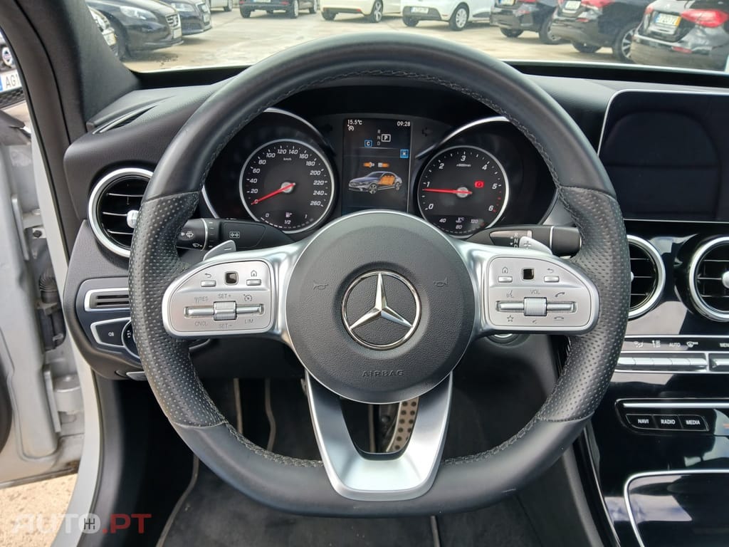 Mercedes-Benz C 220 d 9G-TRONIC AMG Line