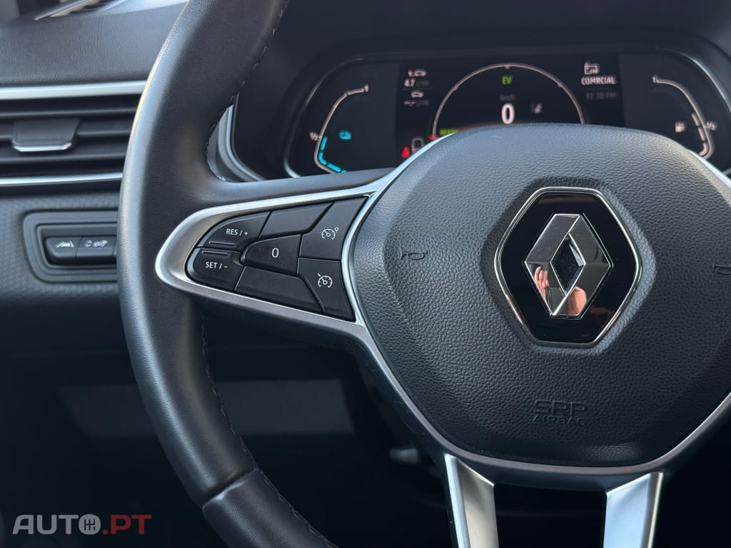 Renault Clio 1.6 E-Tech Full Hybrid Engineered