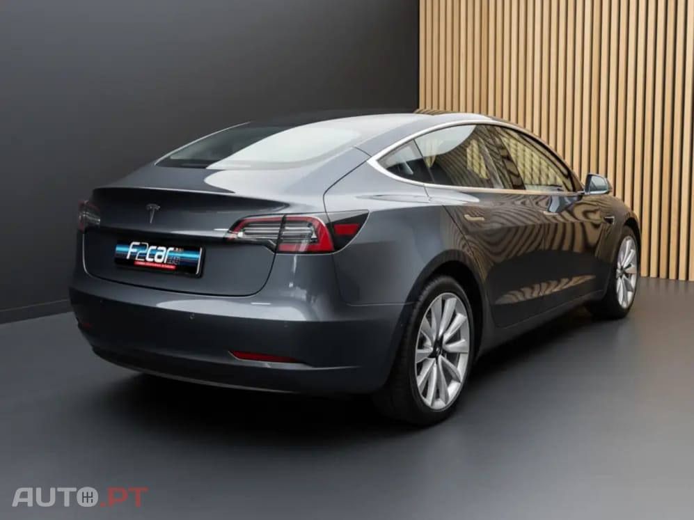 Tesla Model 3 Long Range Tração Traseira Premium