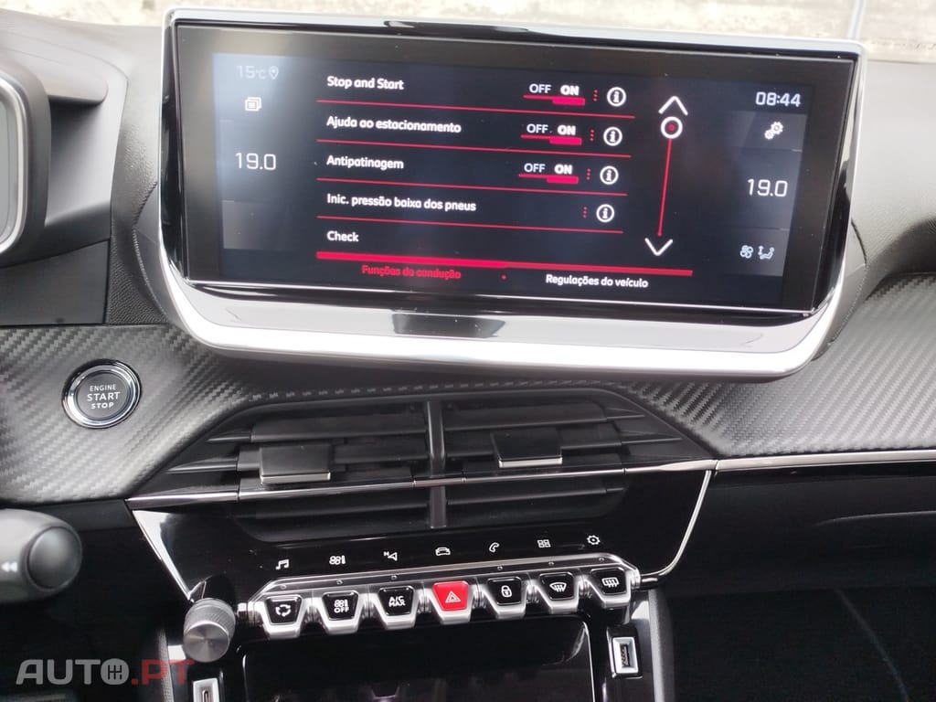 Peugeot 2008 1.2 PureTech Allure EAT8