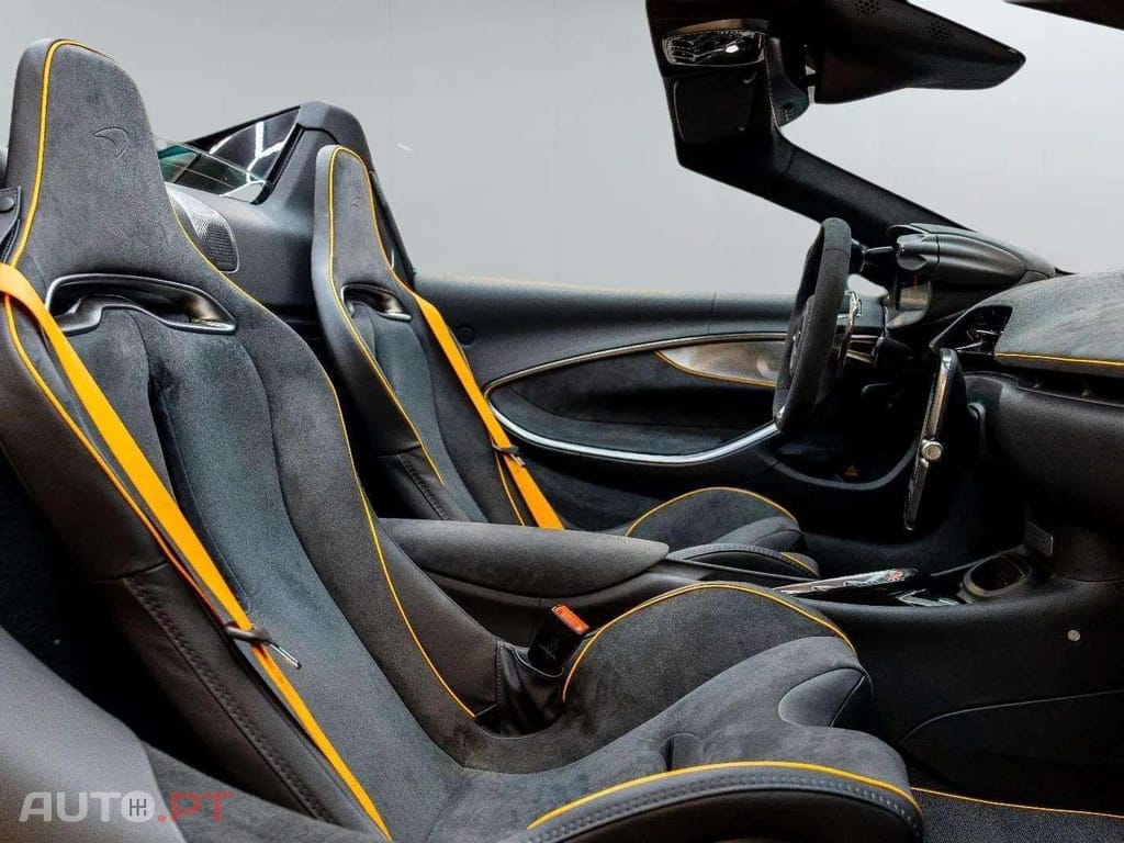 McLaren Artura SPIDER PERFORMANCE