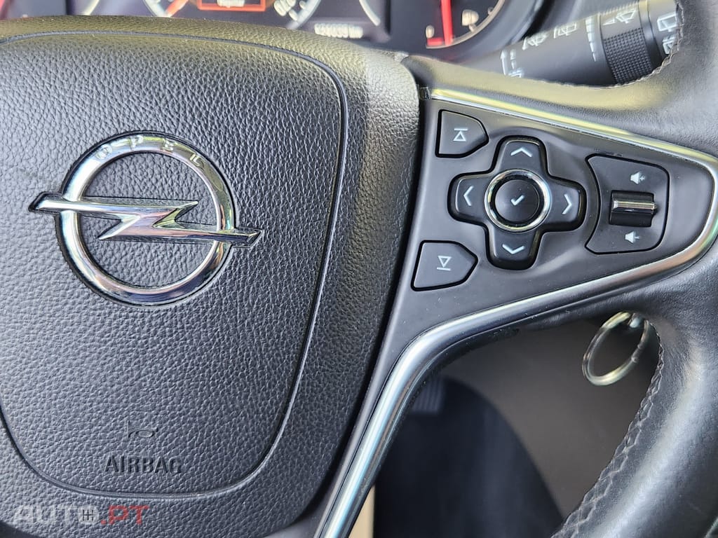 Opel Insignia 2.0 CDTi Cosmo S/S