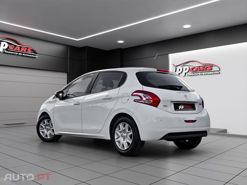 Peugeot 208 1.4 HDi