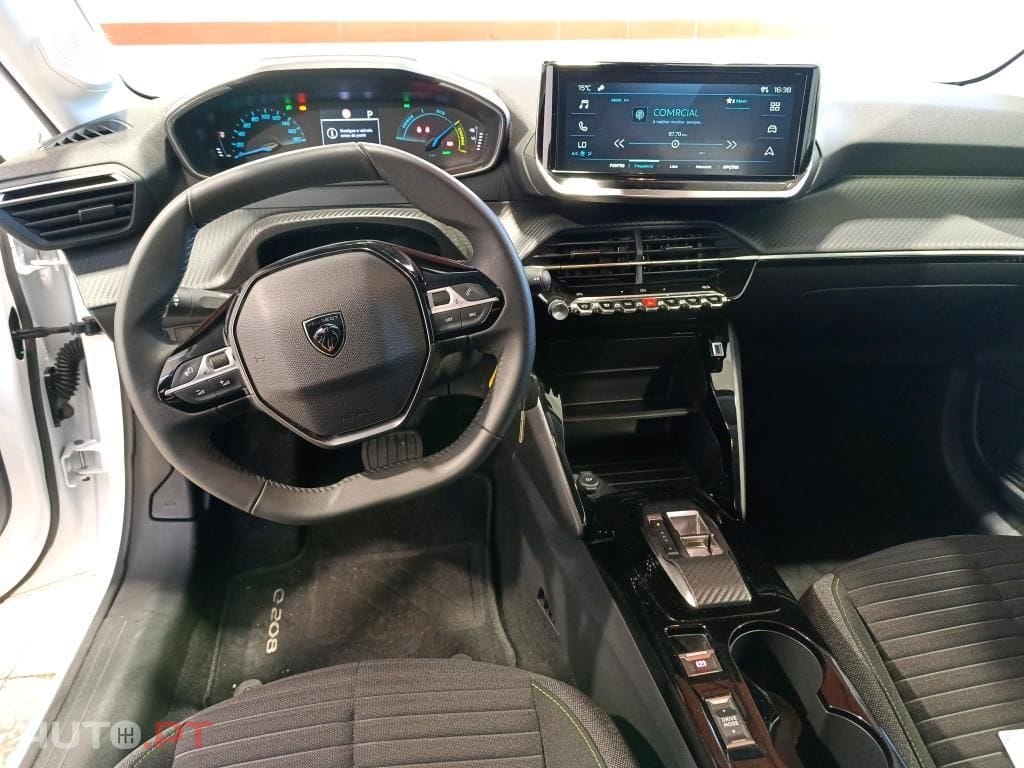 Peugeot E-208 50 kWh Active