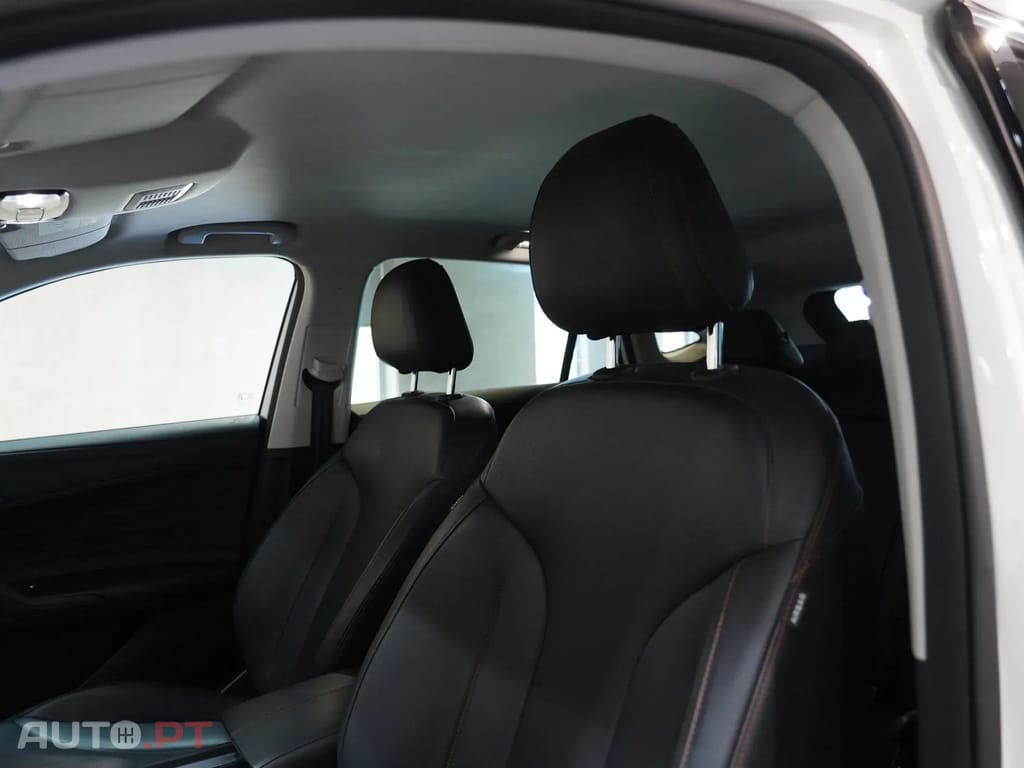 MG HS 1.5 T-GDI Plug In Hybrid Luxury