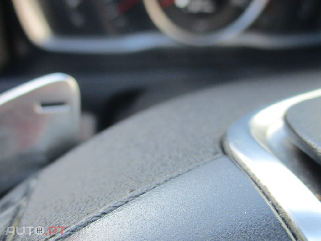 Volvo V60 2.0 D4 Momentum Plus Geartronic 180 cv